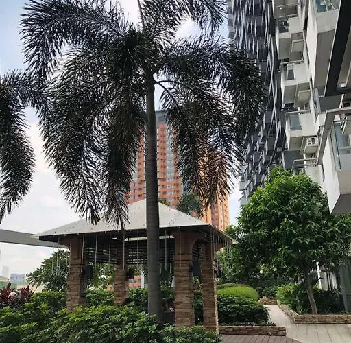 Cozy 2br 2ba 2 Balconies Manhattan Heights Cubao * Manila