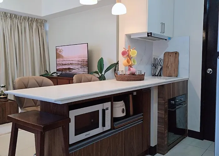 Cozy 2br 2ba 2 Balconies Manhattan Heights Cubao *